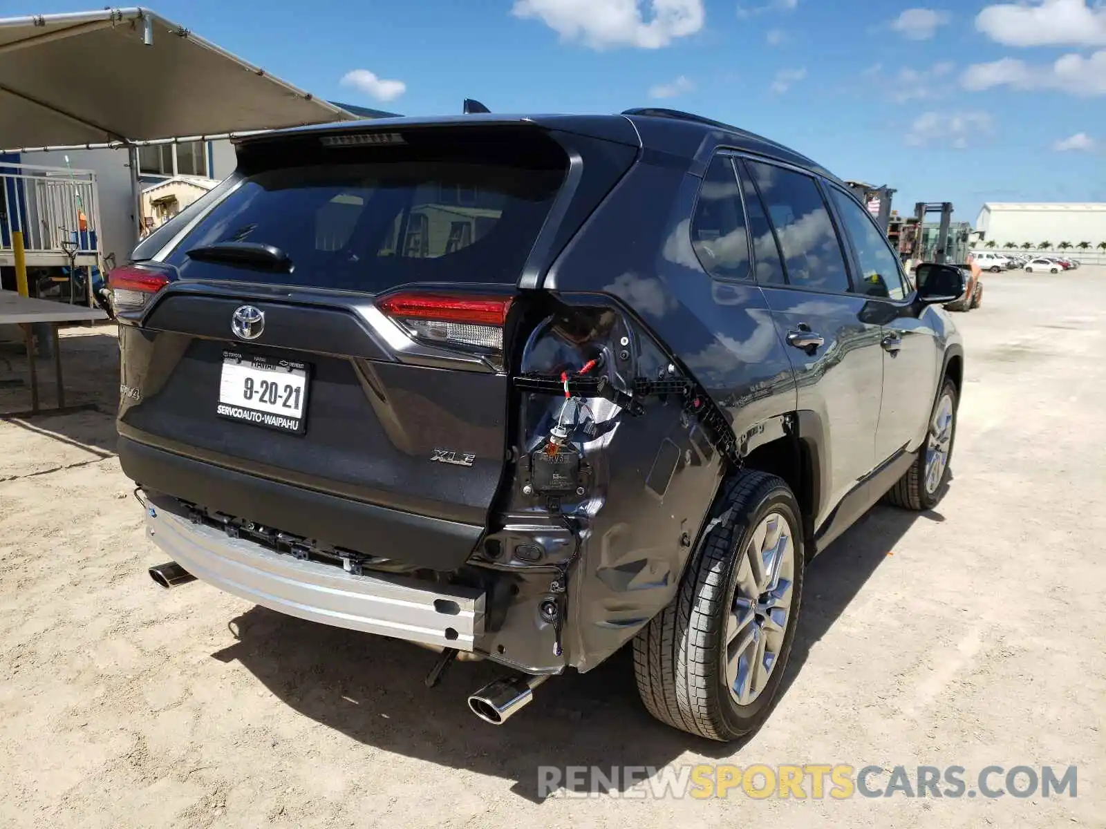 4 Photograph of a damaged car JTMC1RFV7MD079991 TOYOTA RAV4 2021