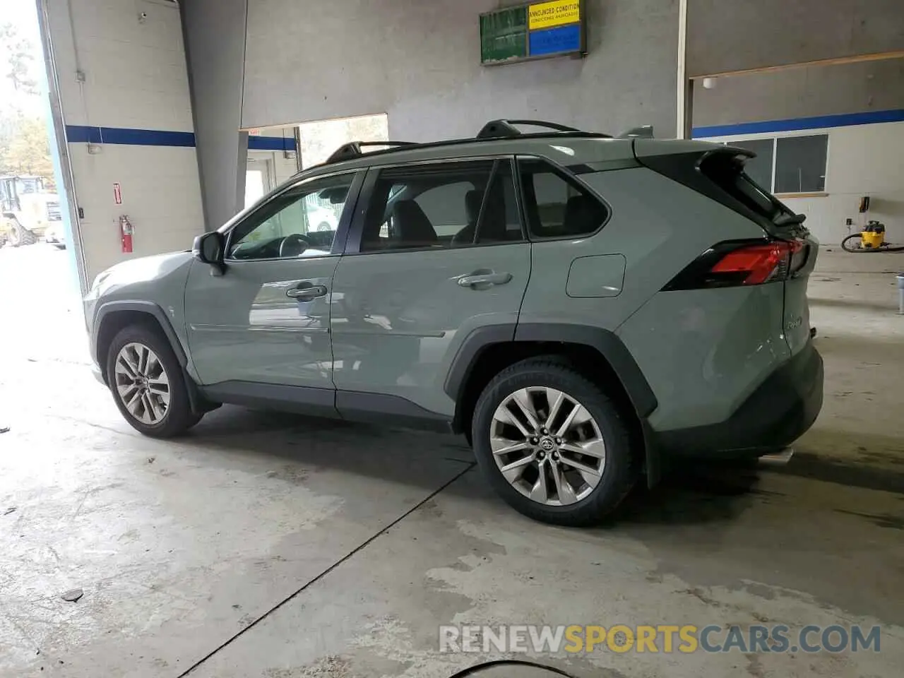 2 Photograph of a damaged car JTMC1RFV8MD074850 TOYOTA RAV4 2021