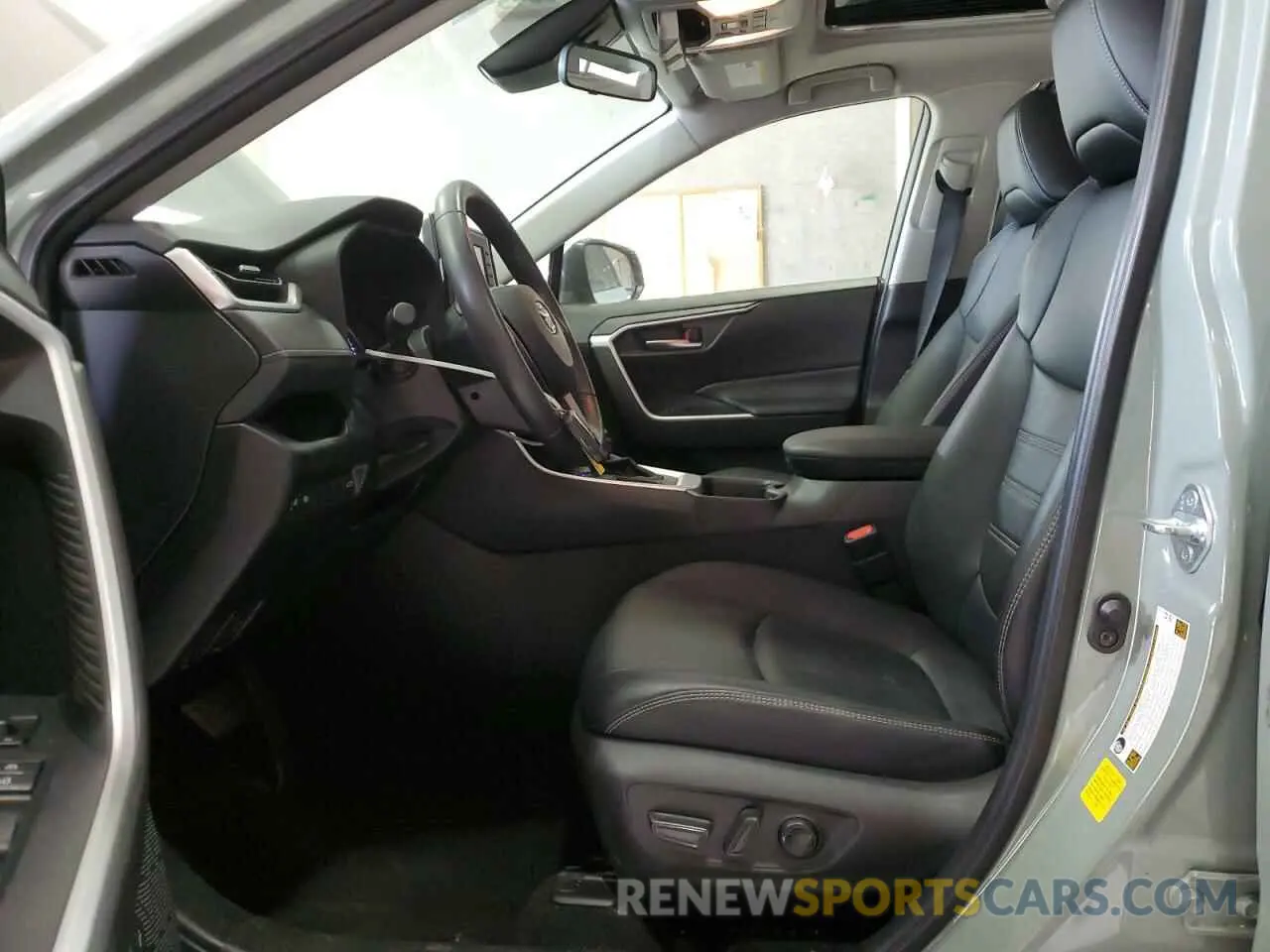7 Photograph of a damaged car JTMC1RFV8MD074850 TOYOTA RAV4 2021