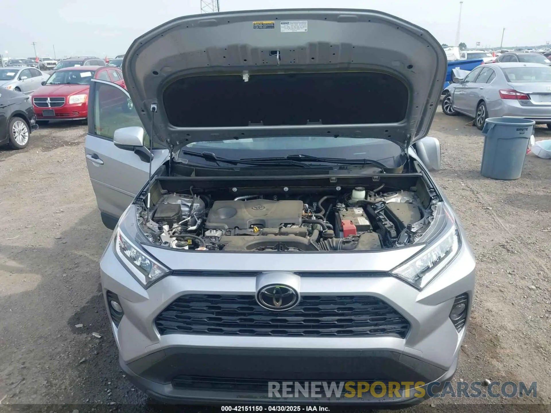 10 Photograph of a damaged car JTMC1RFV9MD522528 TOYOTA RAV4 2021
