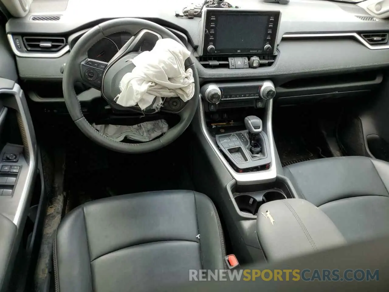 8 Photograph of a damaged car JTMC1RFV9MJ022645 TOYOTA RAV4 2021