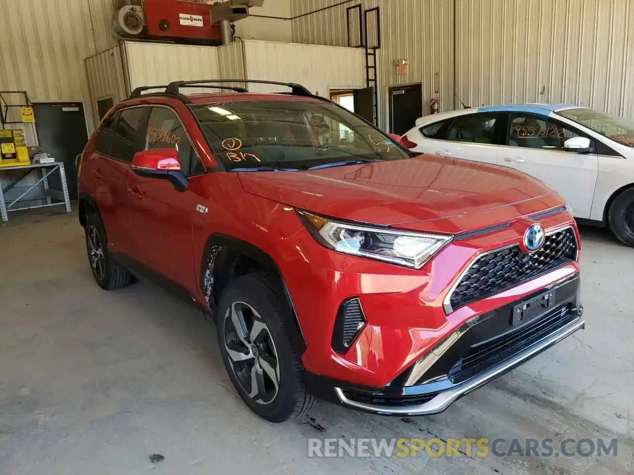 1 Photograph of a damaged car JTMCB3FV5MD040438 TOYOTA RAV4 2021