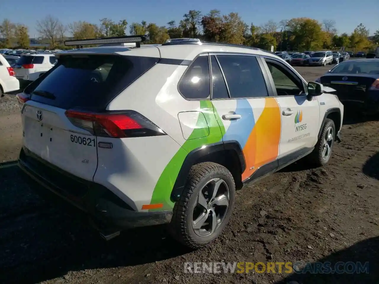 4 Photograph of a damaged car JTMCB3FV5MD064495 TOYOTA RAV4 2021