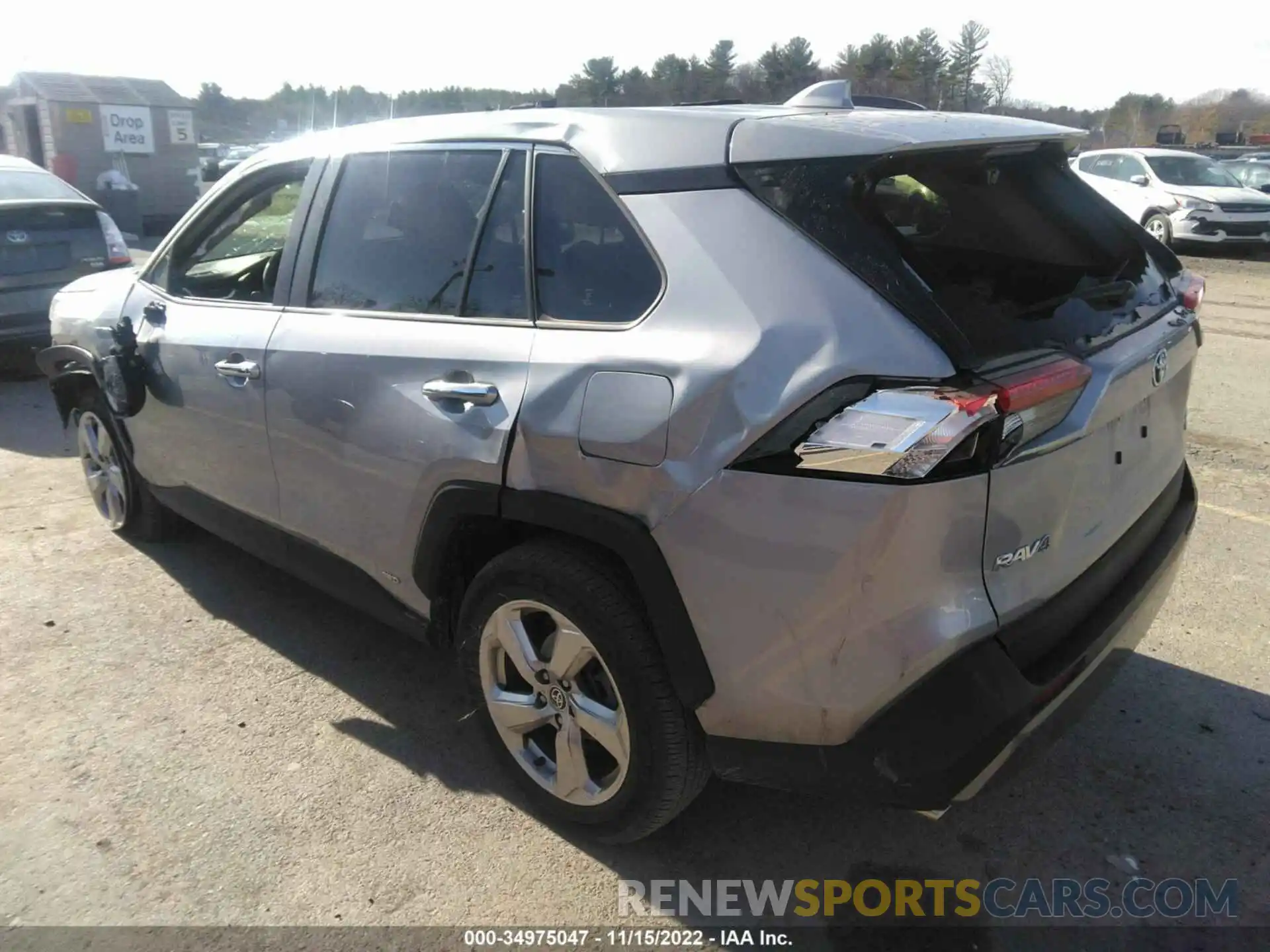 3 Photograph of a damaged car JTMD6RFV1MD033594 TOYOTA RAV4 2021