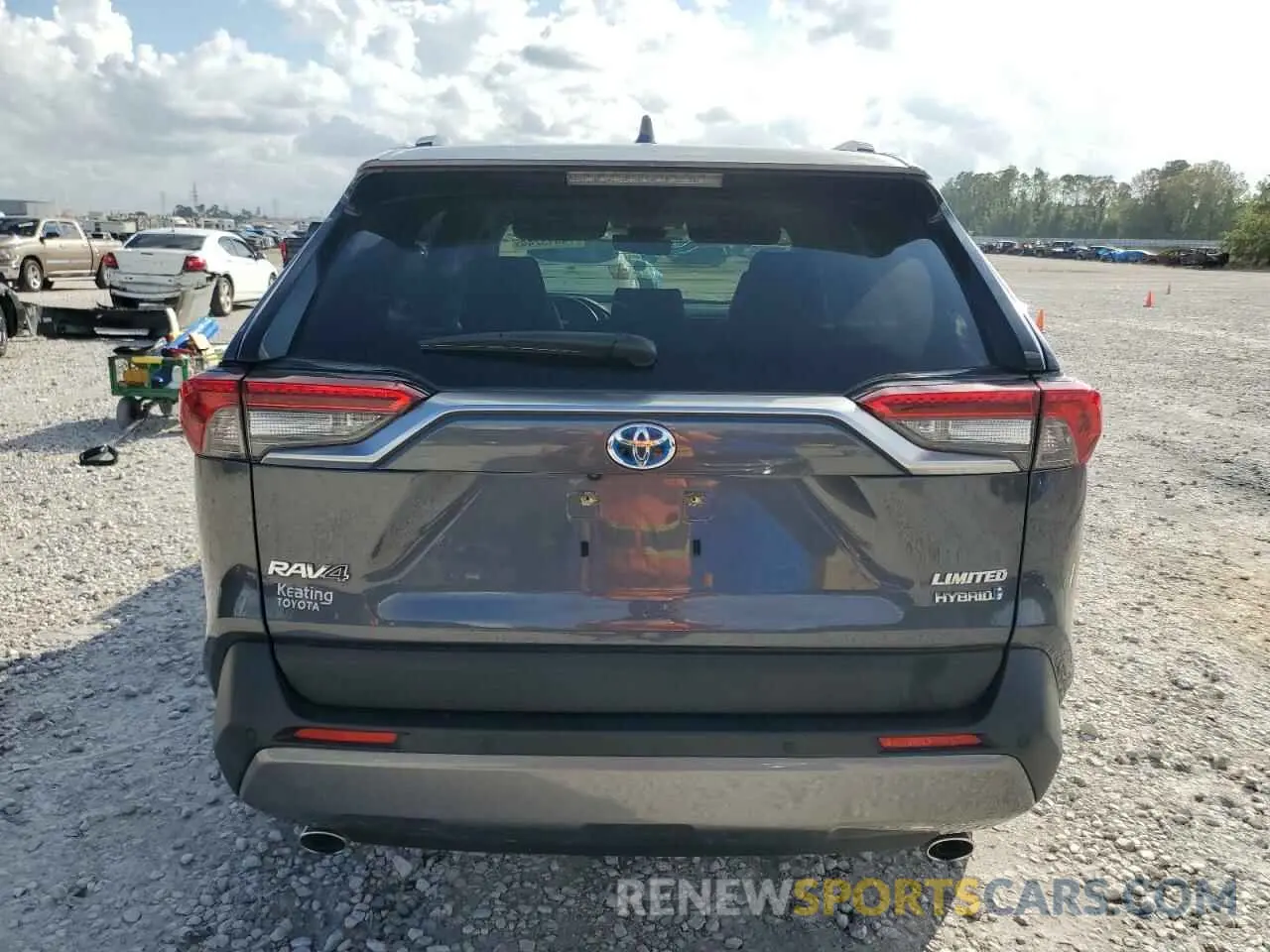 6 Photograph of a damaged car JTMD6RFV3MD045052 TOYOTA RAV4 2021
