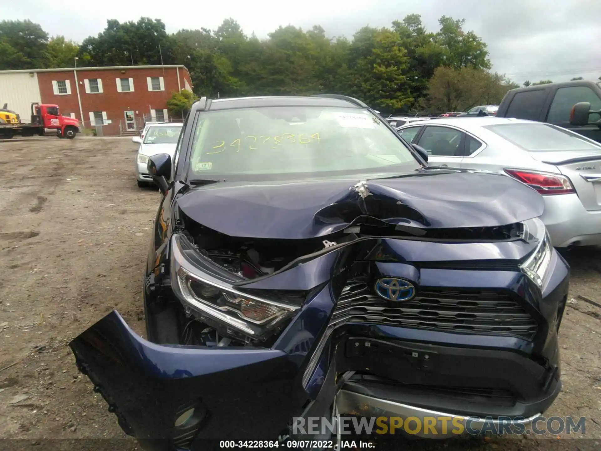 6 Photograph of a damaged car JTMD6RFV3MD516701 TOYOTA RAV4 2021