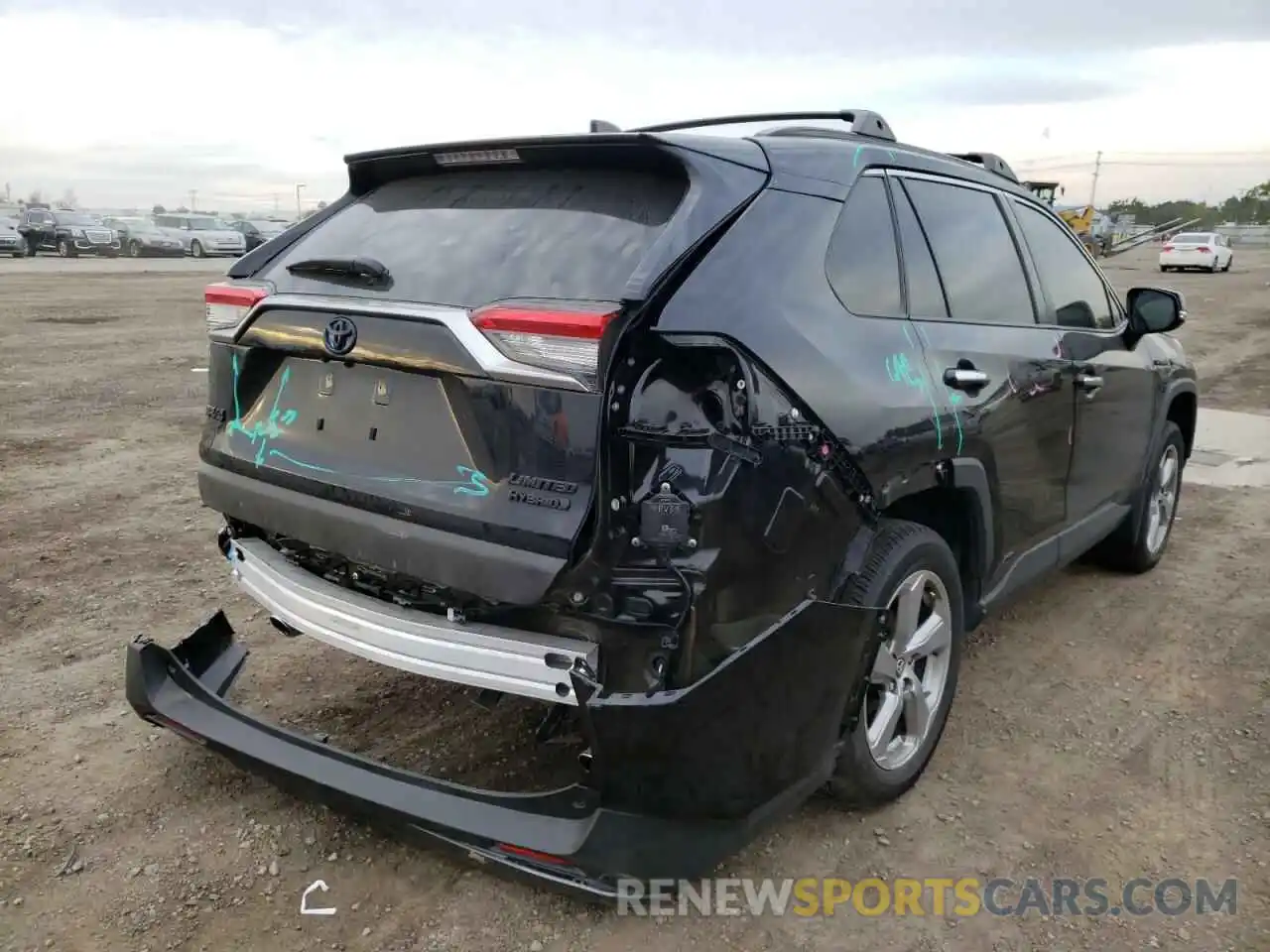 4 Photograph of a damaged car JTMD6RFV4MD031709 TOYOTA RAV4 2021