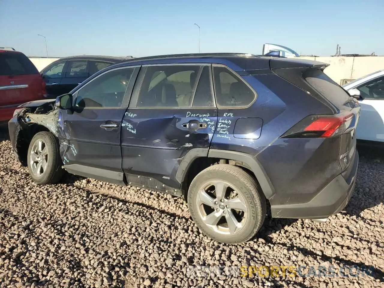 2 Photograph of a damaged car JTMD6RFV5MD038264 TOYOTA RAV4 2021