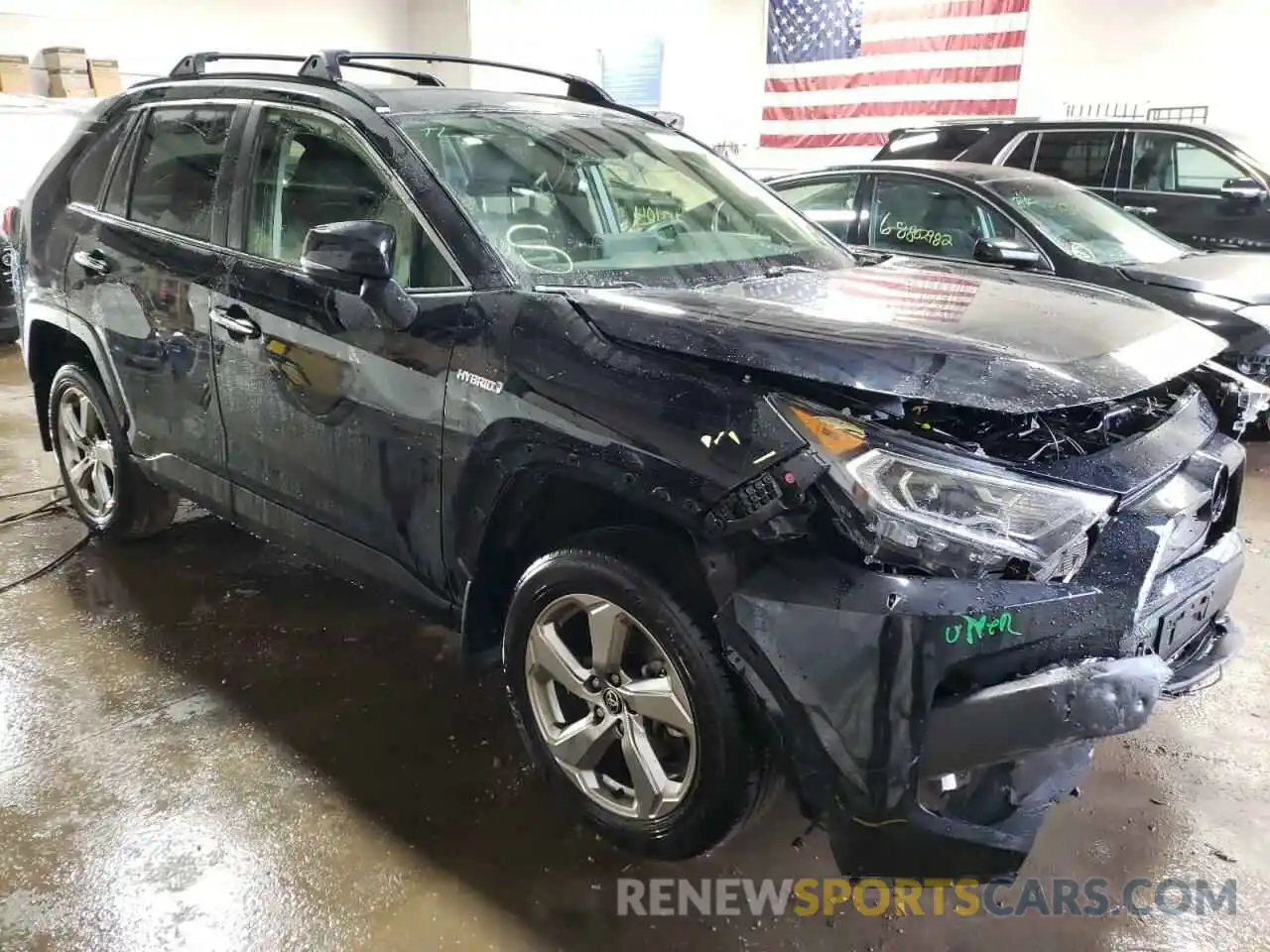 4 Photograph of a damaged car JTMD6RFV9MD043466 TOYOTA RAV4 2021