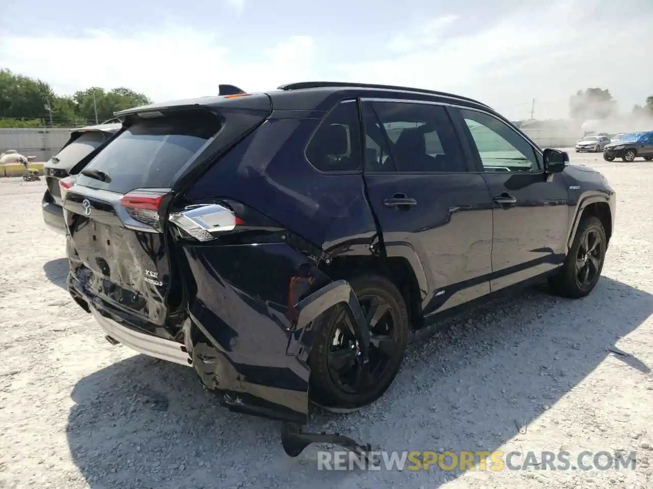 4 Photograph of a damaged car JTME6RFV1MD508343 TOYOTA RAV4 2021