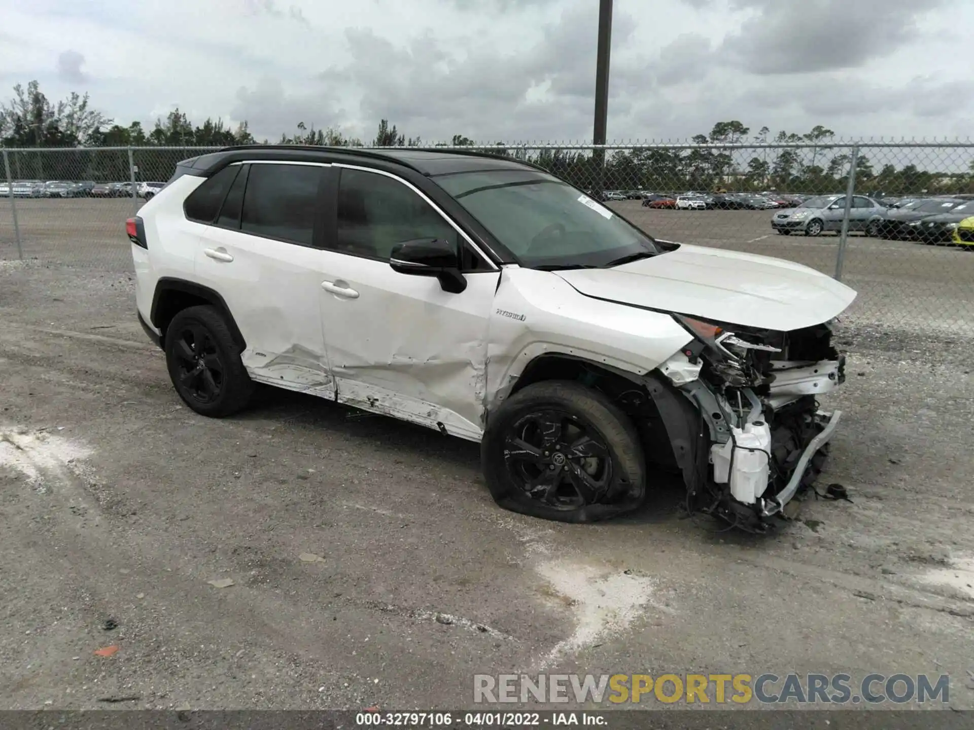 1 Photograph of a damaged car JTME6RFV1MJ010161 TOYOTA RAV4 2021