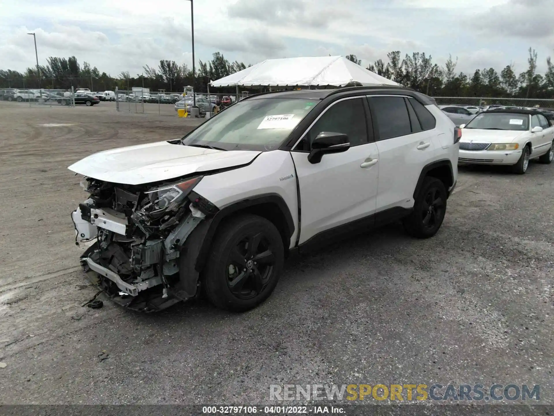 2 Photograph of a damaged car JTME6RFV1MJ010161 TOYOTA RAV4 2021