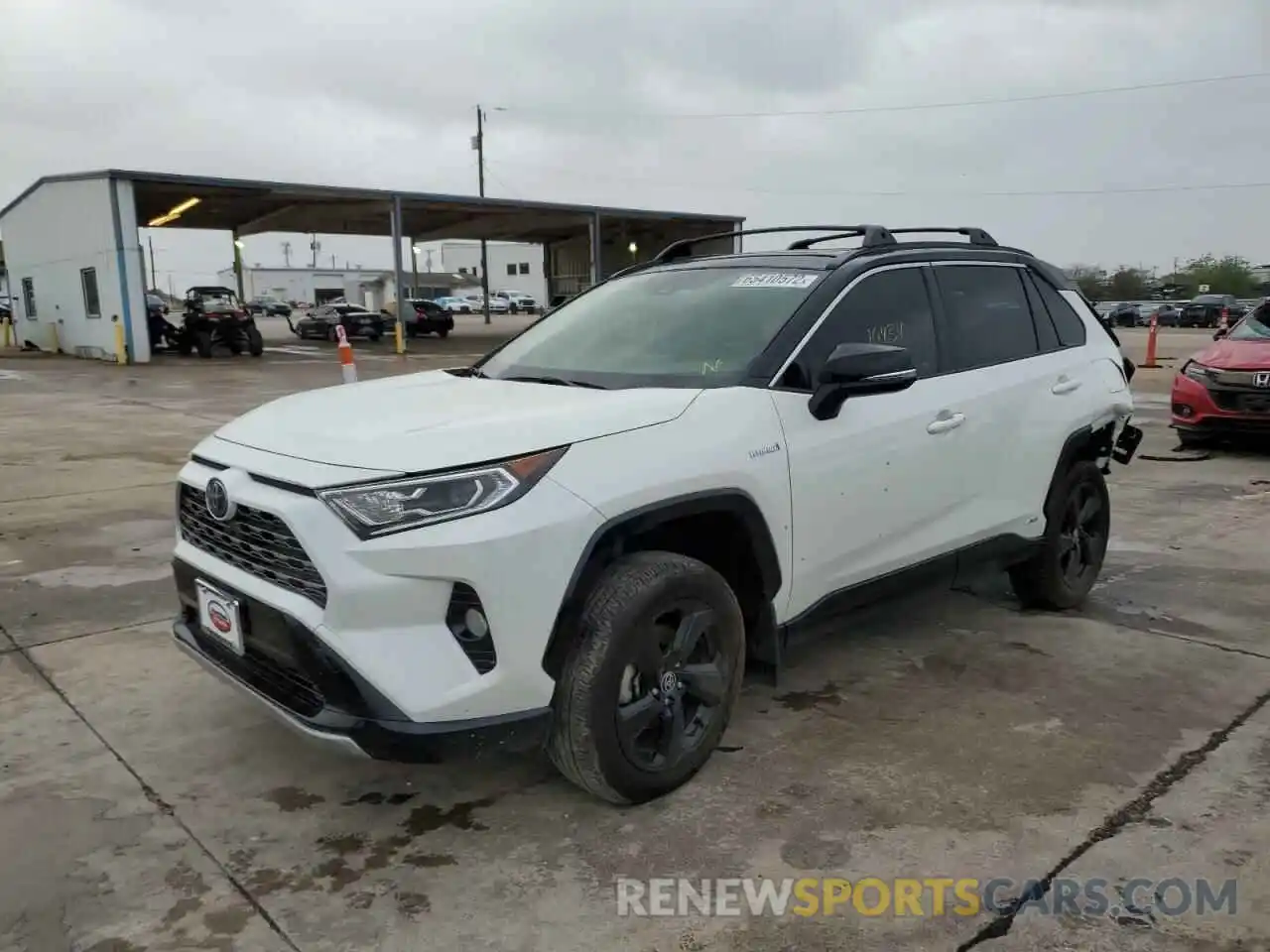 2 Photograph of a damaged car JTME6RFV6MD517863 TOYOTA RAV4 2021