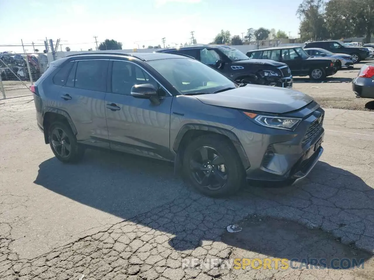 4 Photograph of a damaged car JTME6RFV8MD515368 TOYOTA RAV4 2021