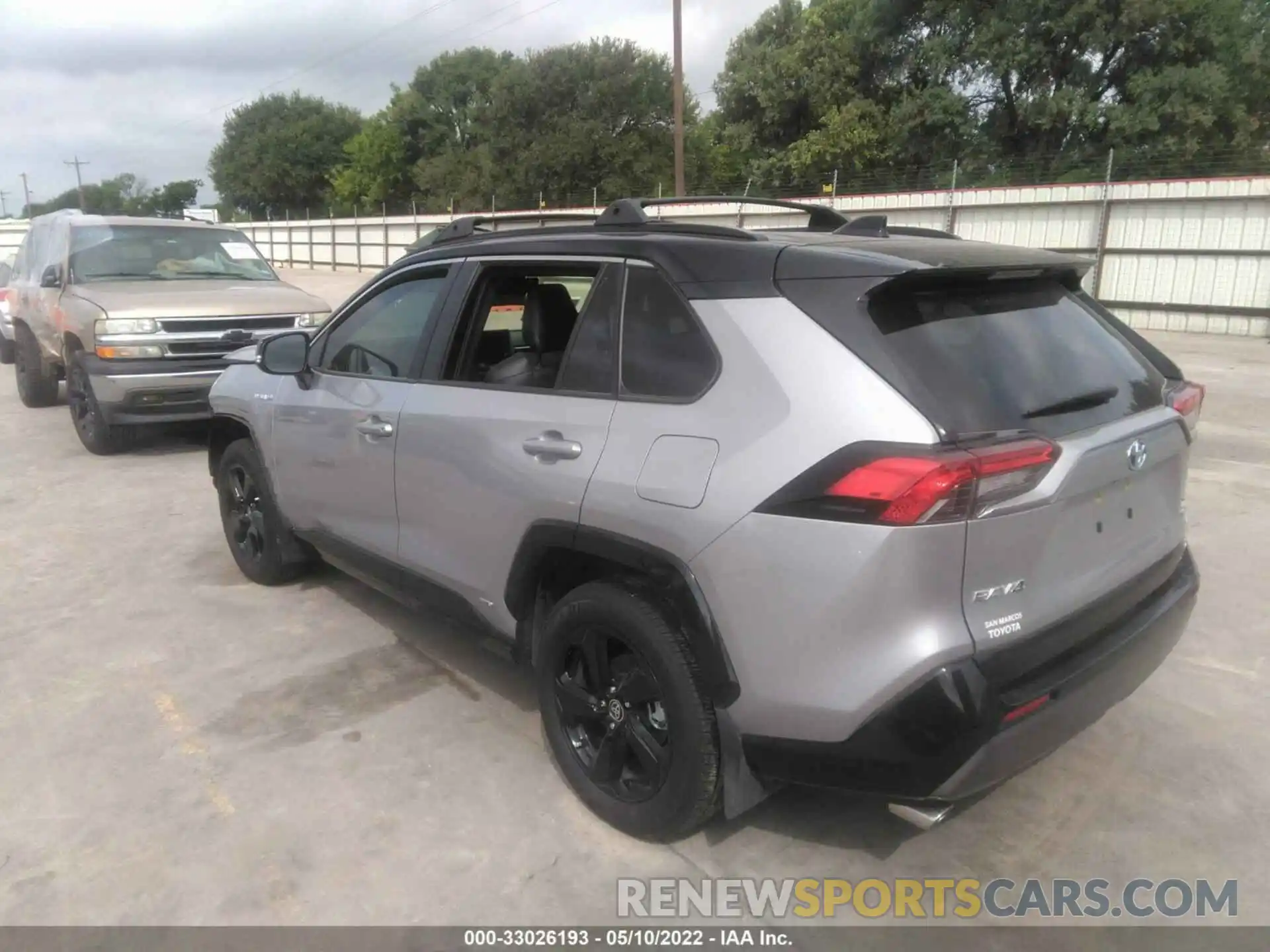 3 Photograph of a damaged car JTME6RFV9MJ008366 TOYOTA RAV4 2021