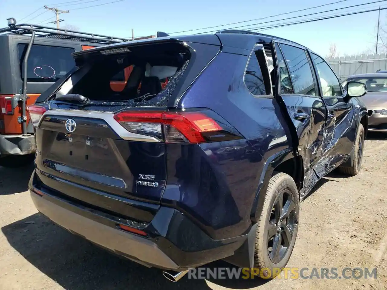 4 Photograph of a damaged car JTME6RFVXMD511631 TOYOTA RAV4 2021