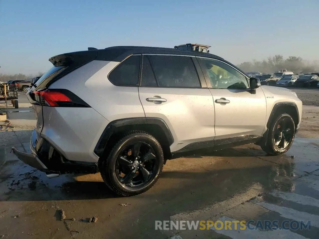 3 Photograph of a damaged car JTME6RFVXMD512021 TOYOTA RAV4 2021