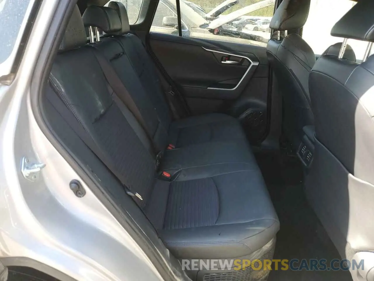 11 Photograph of a damaged car JTME6RFVXMD516067 TOYOTA RAV4 2021