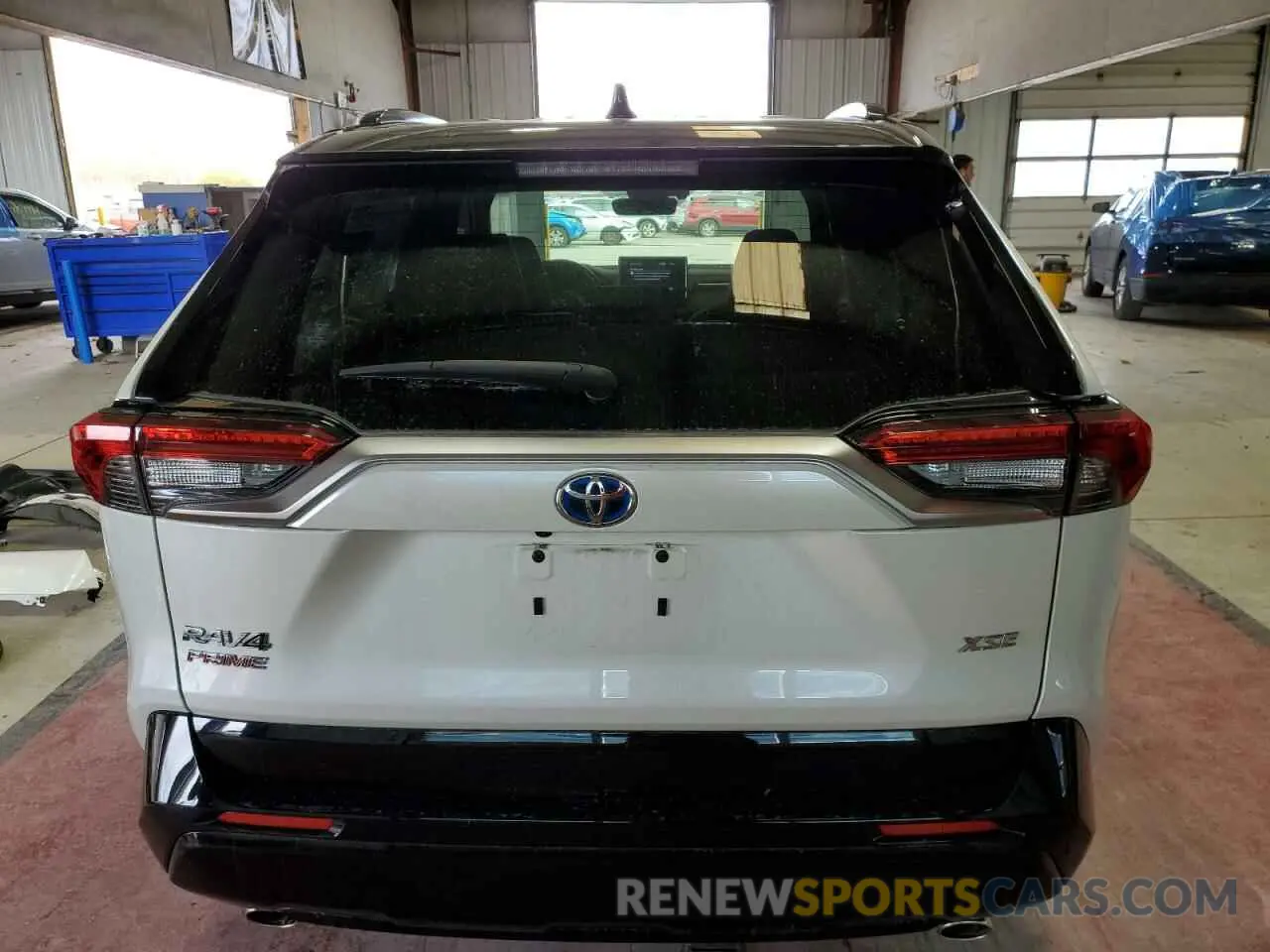 6 Photograph of a damaged car JTMEB3FV4MD037832 TOYOTA RAV4 2021
