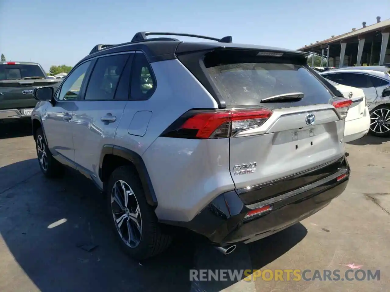 3 Photograph of a damaged car JTMEB3FV5MD011238 TOYOTA RAV4 2021