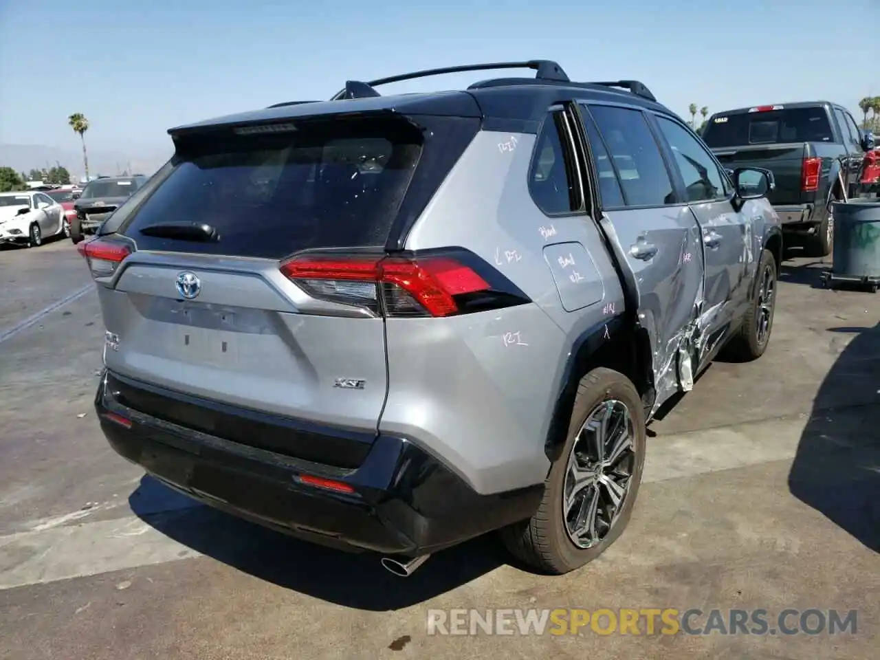 4 Photograph of a damaged car JTMEB3FV5MD011238 TOYOTA RAV4 2021