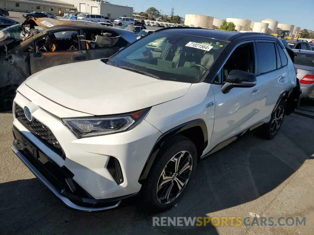 1 Photograph of a damaged car JTMEB3FV7MD033385 TOYOTA RAV4 2021