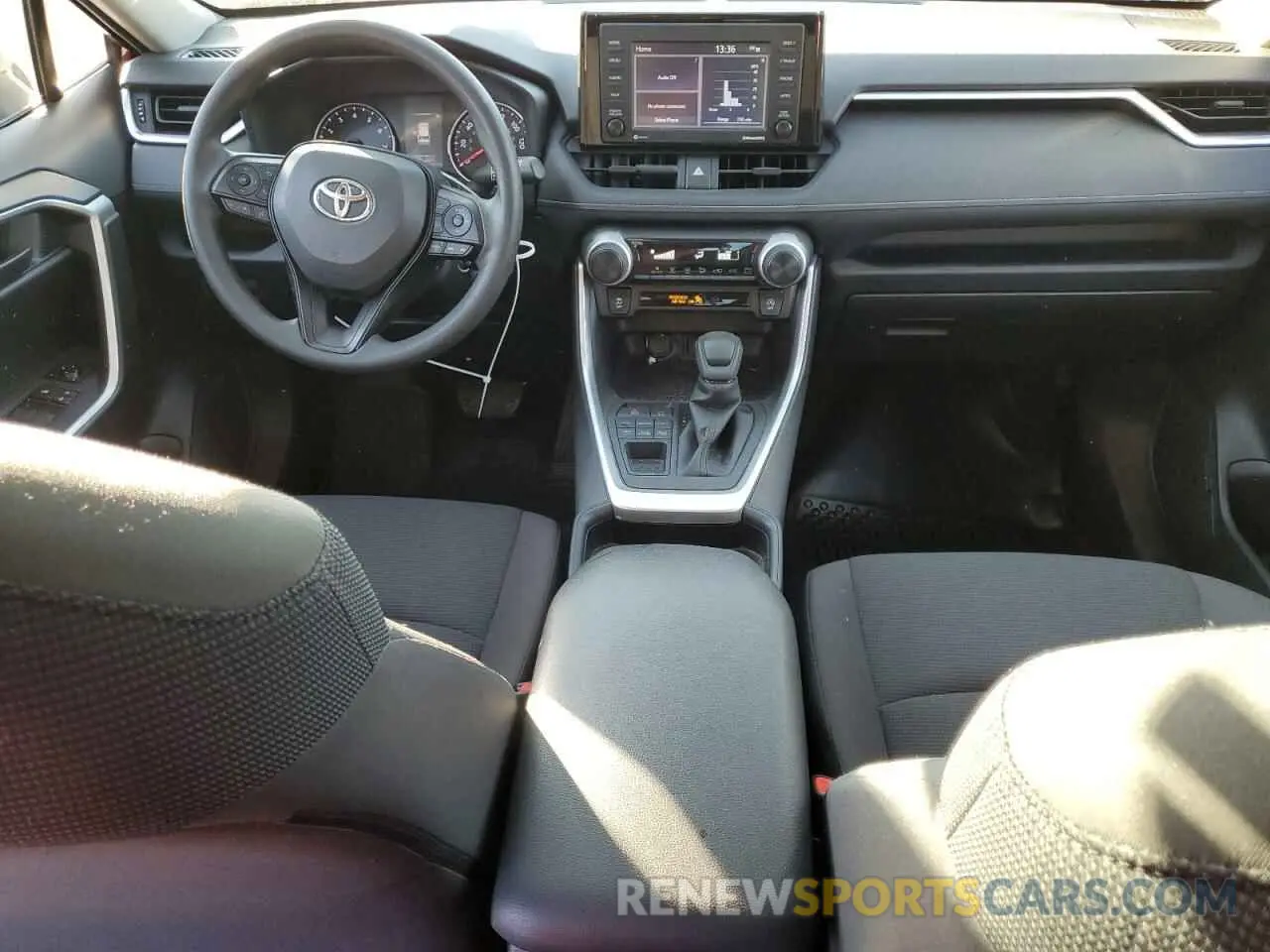8 Photograph of a damaged car JTMF1RFV8MD069922 TOYOTA RAV4 2021