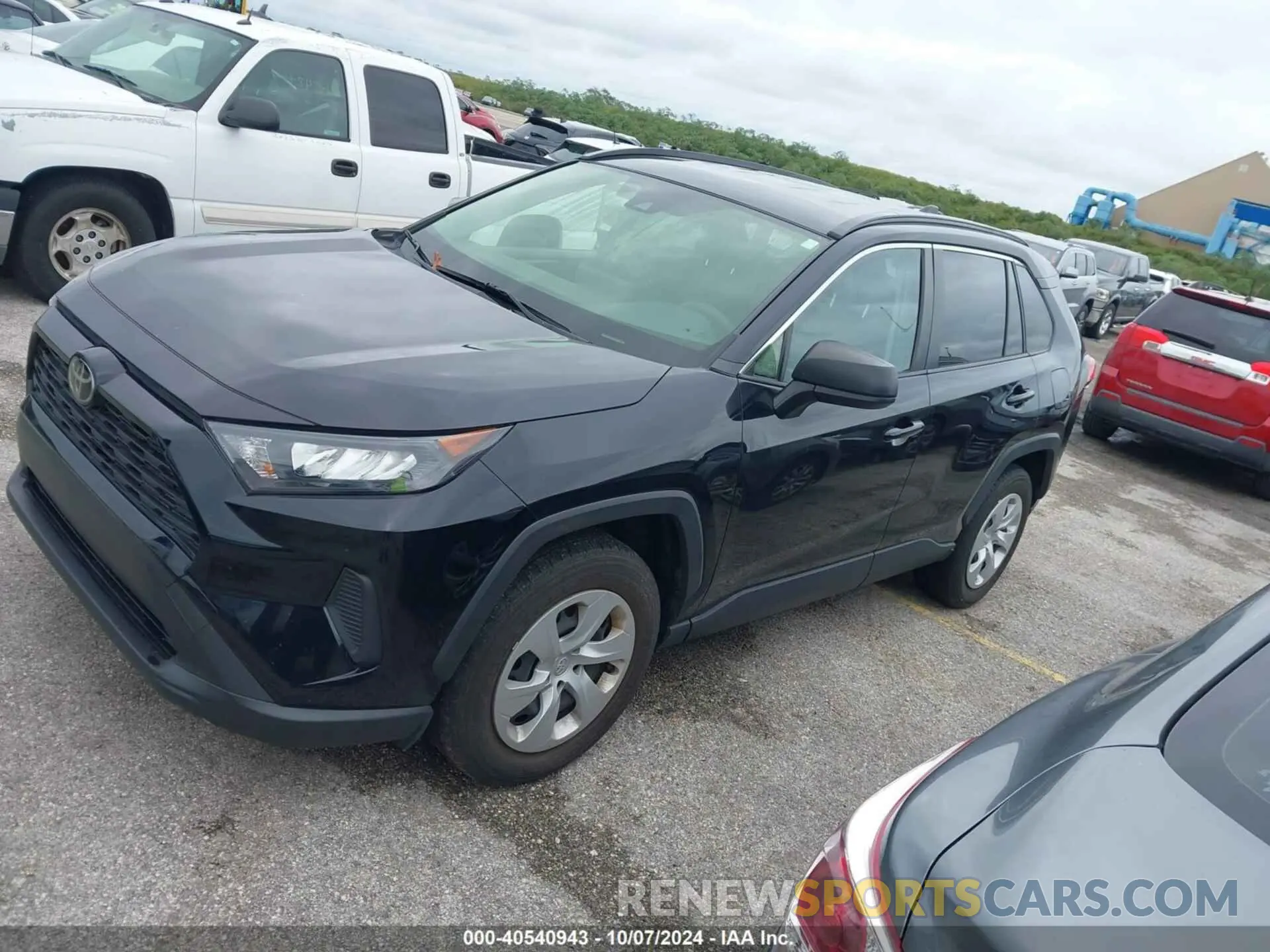 2 Photograph of a damaged car JTMF1RFVXMD080002 TOYOTA RAV4 2021