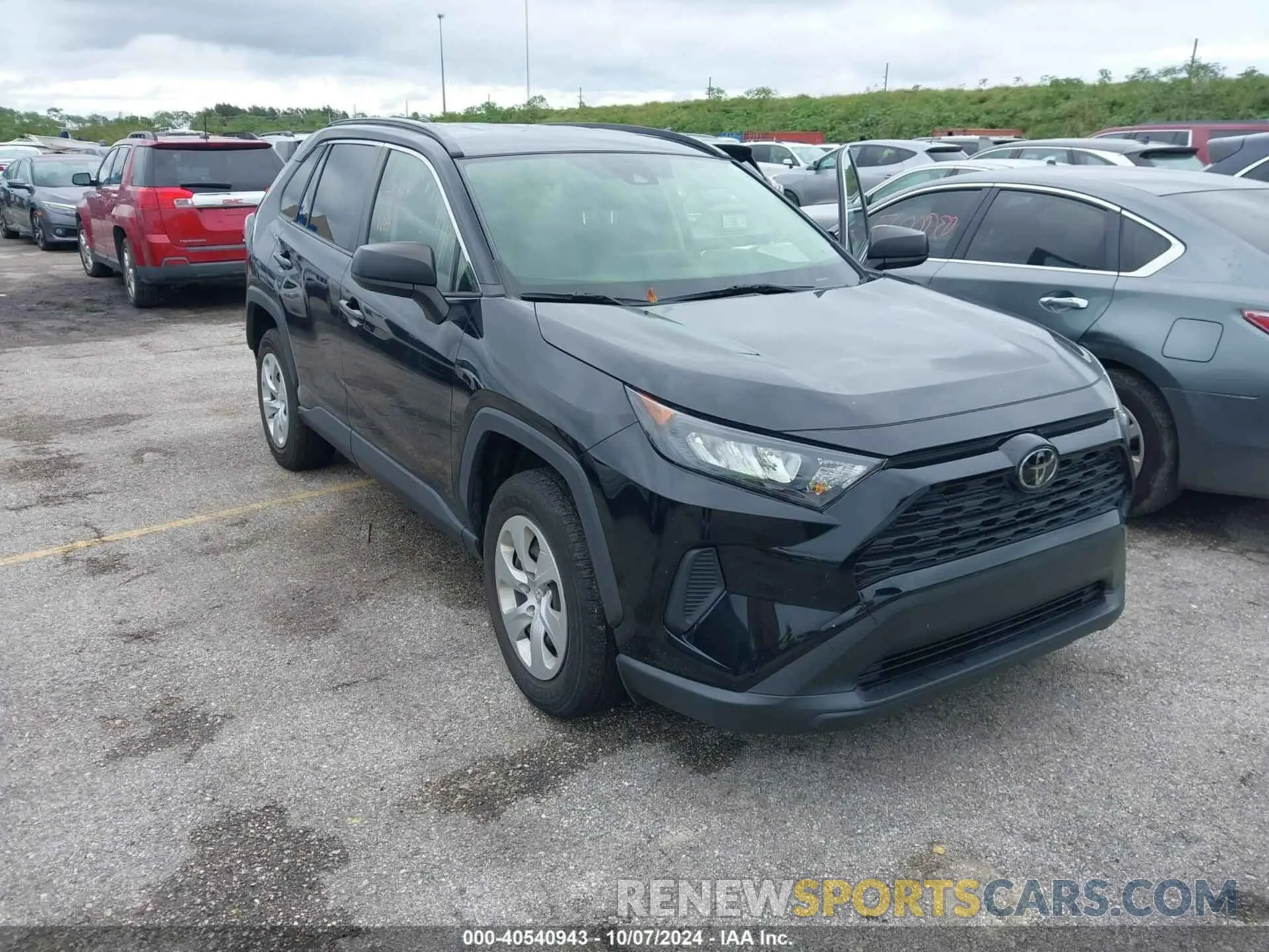 6 Photograph of a damaged car JTMF1RFVXMD080002 TOYOTA RAV4 2021
