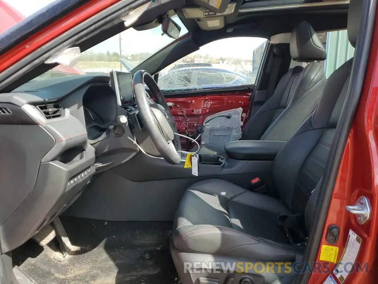 7 Photograph of a damaged car JTMFB3FV1MD042104 TOYOTA RAV4 2021