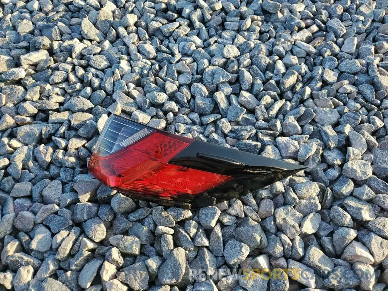 13 Photograph of a damaged car JTMFB3FV2MD066086 TOYOTA RAV4 2021