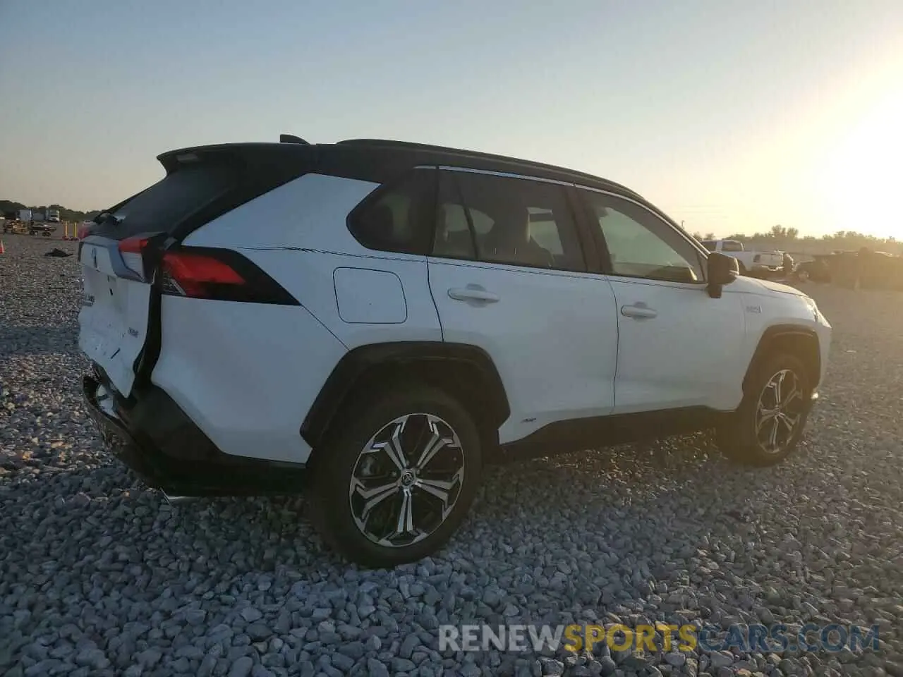 3 Photograph of a damaged car JTMFB3FV2MD066086 TOYOTA RAV4 2021