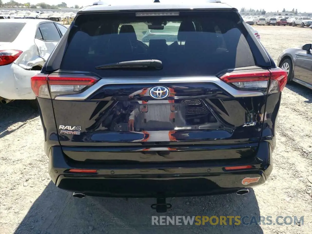 6 Photograph of a damaged car JTMFB3FV7MD004621 TOYOTA RAV4 2021