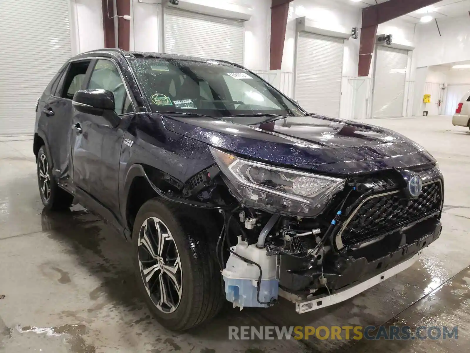 1 Photograph of a damaged car JTMFB3FV7MD008913 TOYOTA RAV4 2021