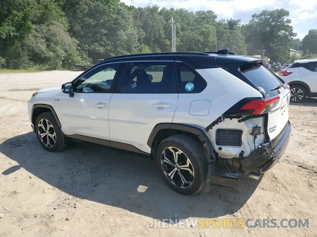 2 Photograph of a damaged car JTMFB3FVXMD068393 TOYOTA RAV4 2021
