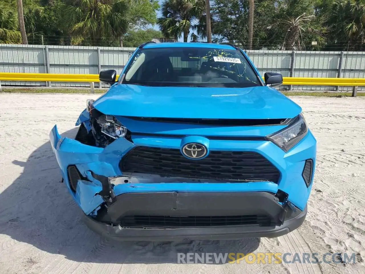 5 Photograph of a damaged car JTMH1RFV3MD068430 TOYOTA RAV4 2021