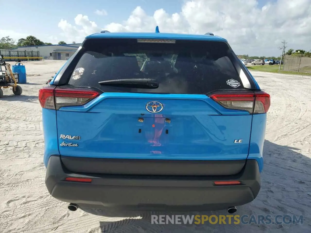 6 Photograph of a damaged car JTMH1RFV3MD068430 TOYOTA RAV4 2021