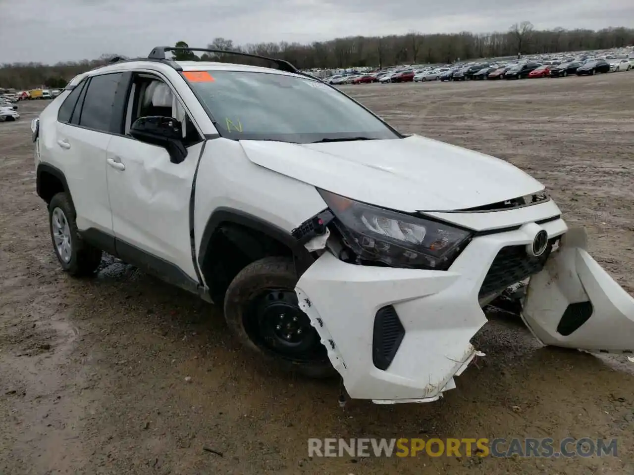 1 Photograph of a damaged car JTMH1RFVXMD065069 TOYOTA RAV4 2021