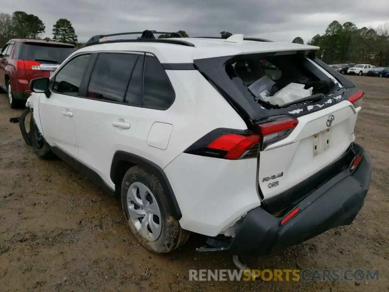 3 Photograph of a damaged car JTMH1RFVXMD065069 TOYOTA RAV4 2021