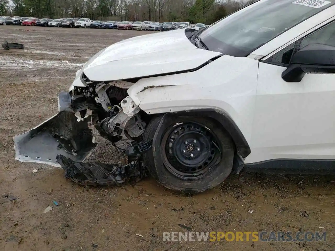 9 Photograph of a damaged car JTMH1RFVXMD065069 TOYOTA RAV4 2021