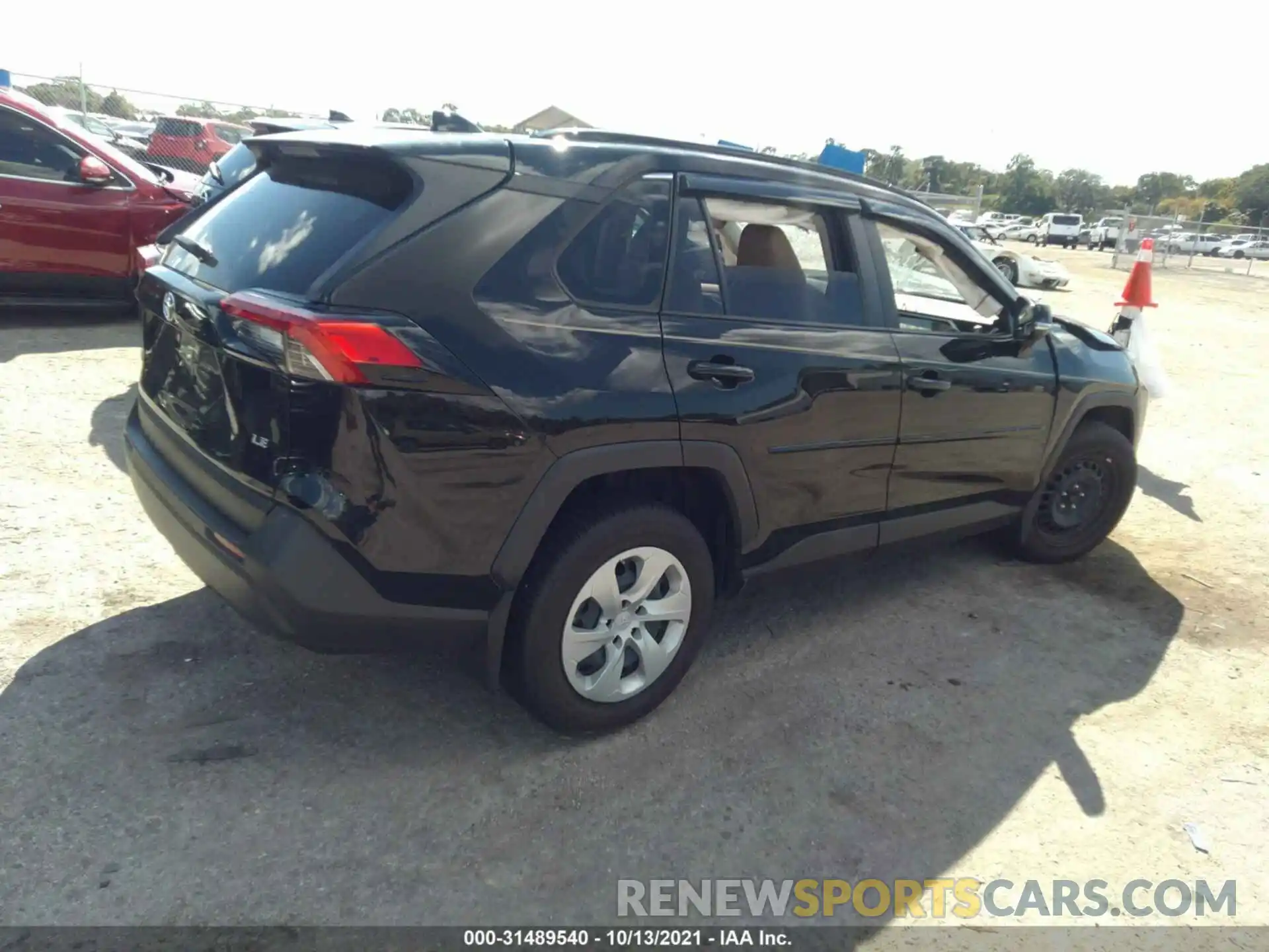 4 Photograph of a damaged car JTMK1RFV6MD061543 TOYOTA RAV4 2021