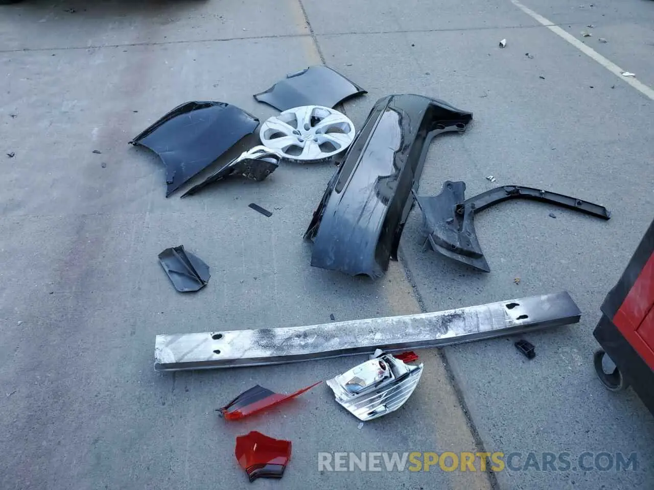 13 Photograph of a damaged car JTMK1RFV9MD064792 TOYOTA RAV4 2021