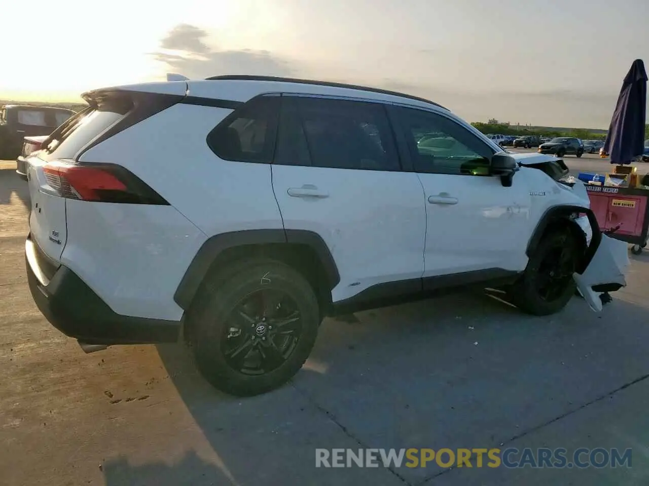 3 Photograph of a damaged car JTMLWRFV5MD131118 TOYOTA RAV4 2021