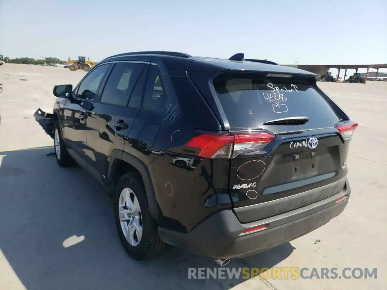 3 Photograph of a damaged car JTMLWRFV9MD131767 TOYOTA RAV4 2021