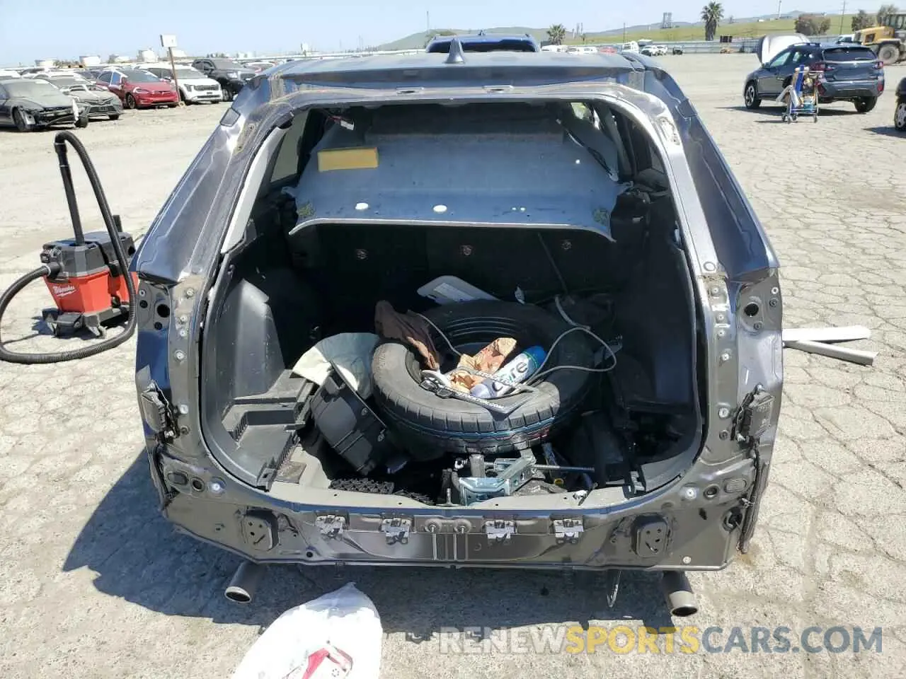 6 Photograph of a damaged car JTMM6RFV7MD508861 TOYOTA RAV4 2021