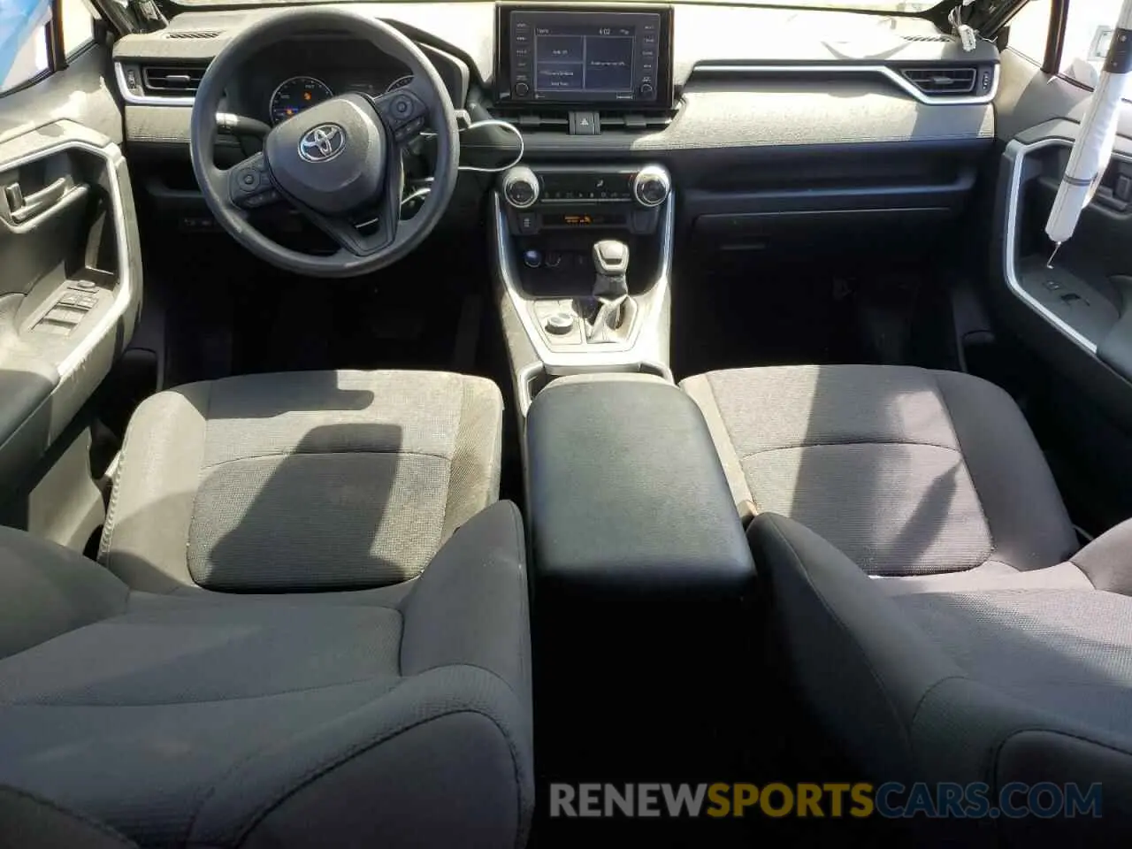 8 Photograph of a damaged car JTMM6RFV7MD508861 TOYOTA RAV4 2021
