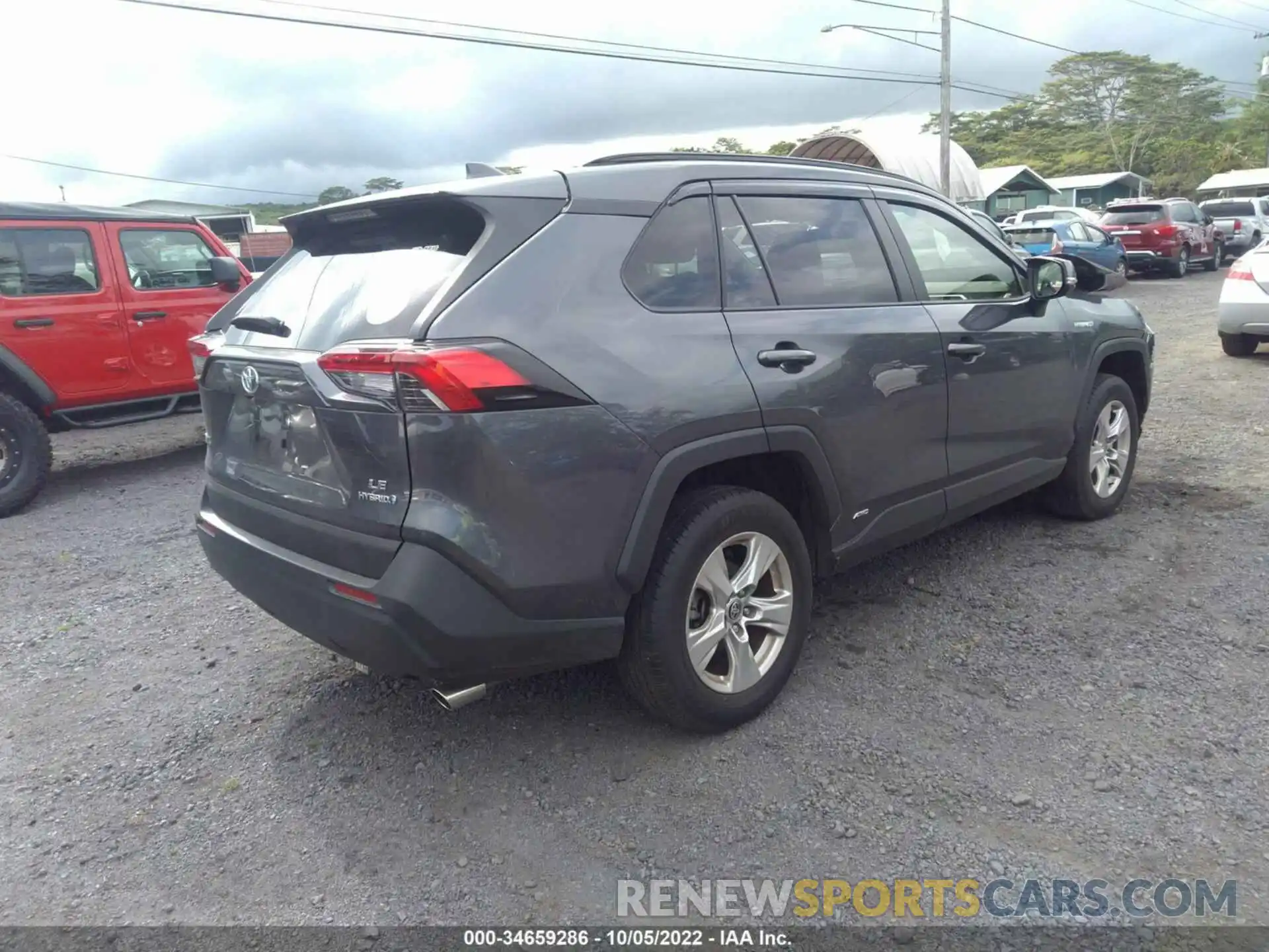 4 Photograph of a damaged car JTMM6RFV8MD013360 TOYOTA RAV4 2021