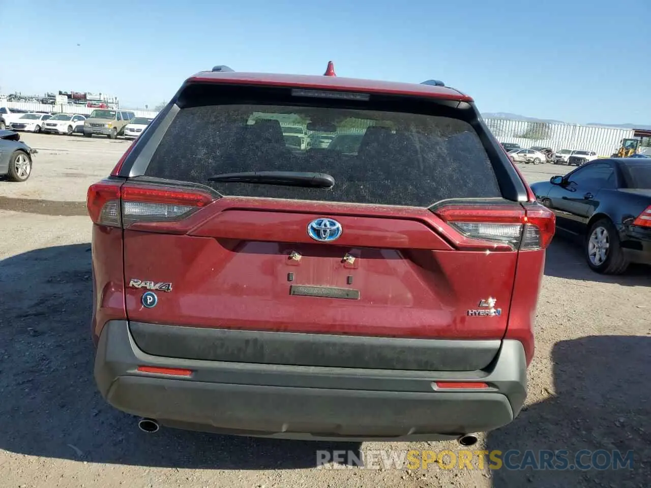 6 Photograph of a damaged car JTMM6RFV8MD014945 TOYOTA RAV4 2021