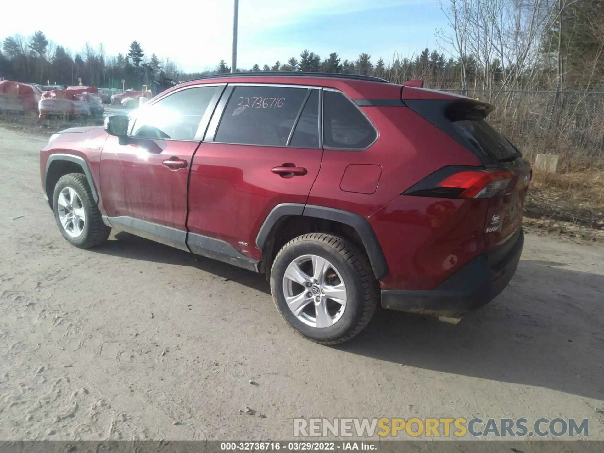 3 Photograph of a damaged car JTMM6RFV9MD013268 TOYOTA RAV4 2021