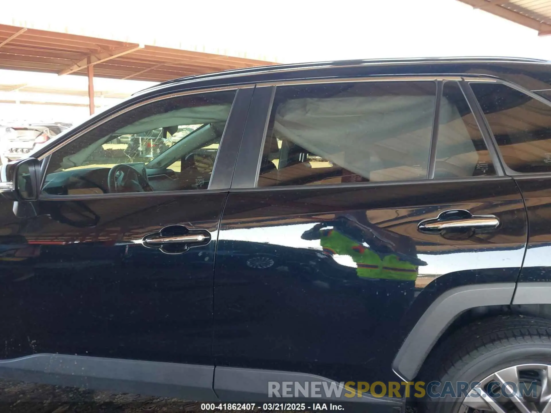 14 Photograph of a damaged car JTMN1RFV1MD078392 TOYOTA RAV4 2021
